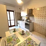 Lucky House Барі