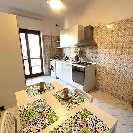 Lucky House Bari