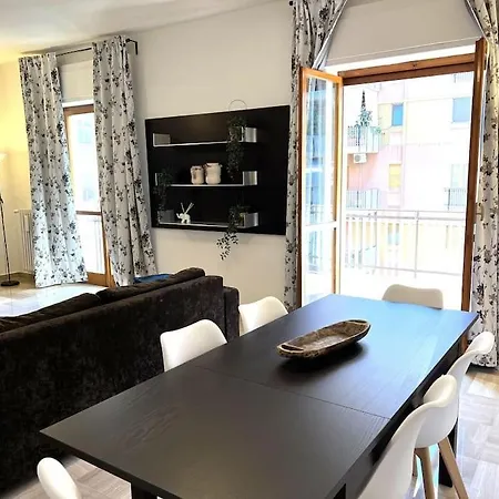 Апартаменти Lucky House Барі