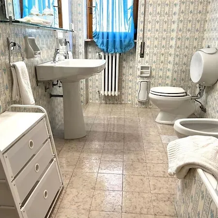 Lucky House * בארי